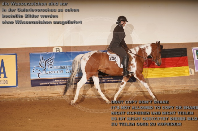 s_A_900647.JPG